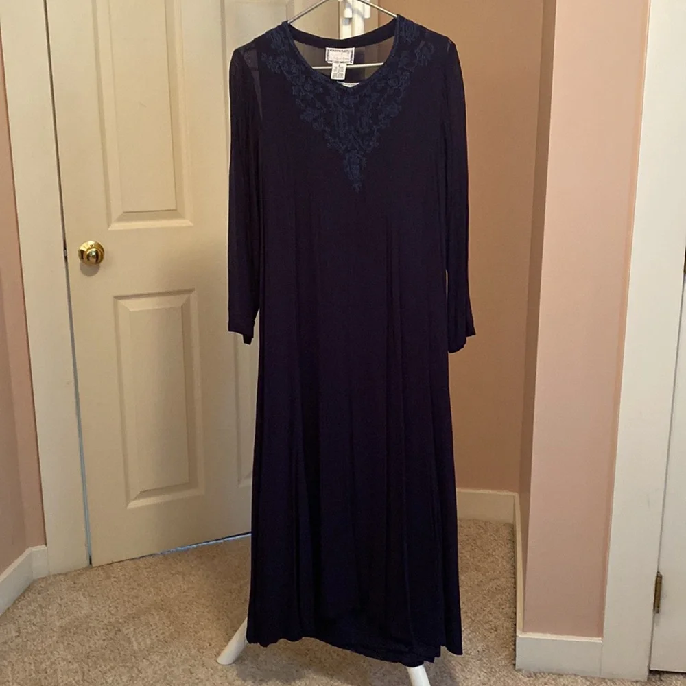 April Connell Maxi Dress - Picture 2 of 14